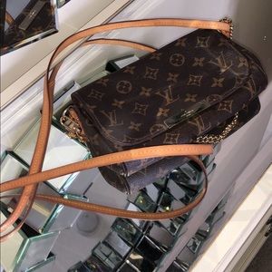 Louis Vuitton Favorite PM